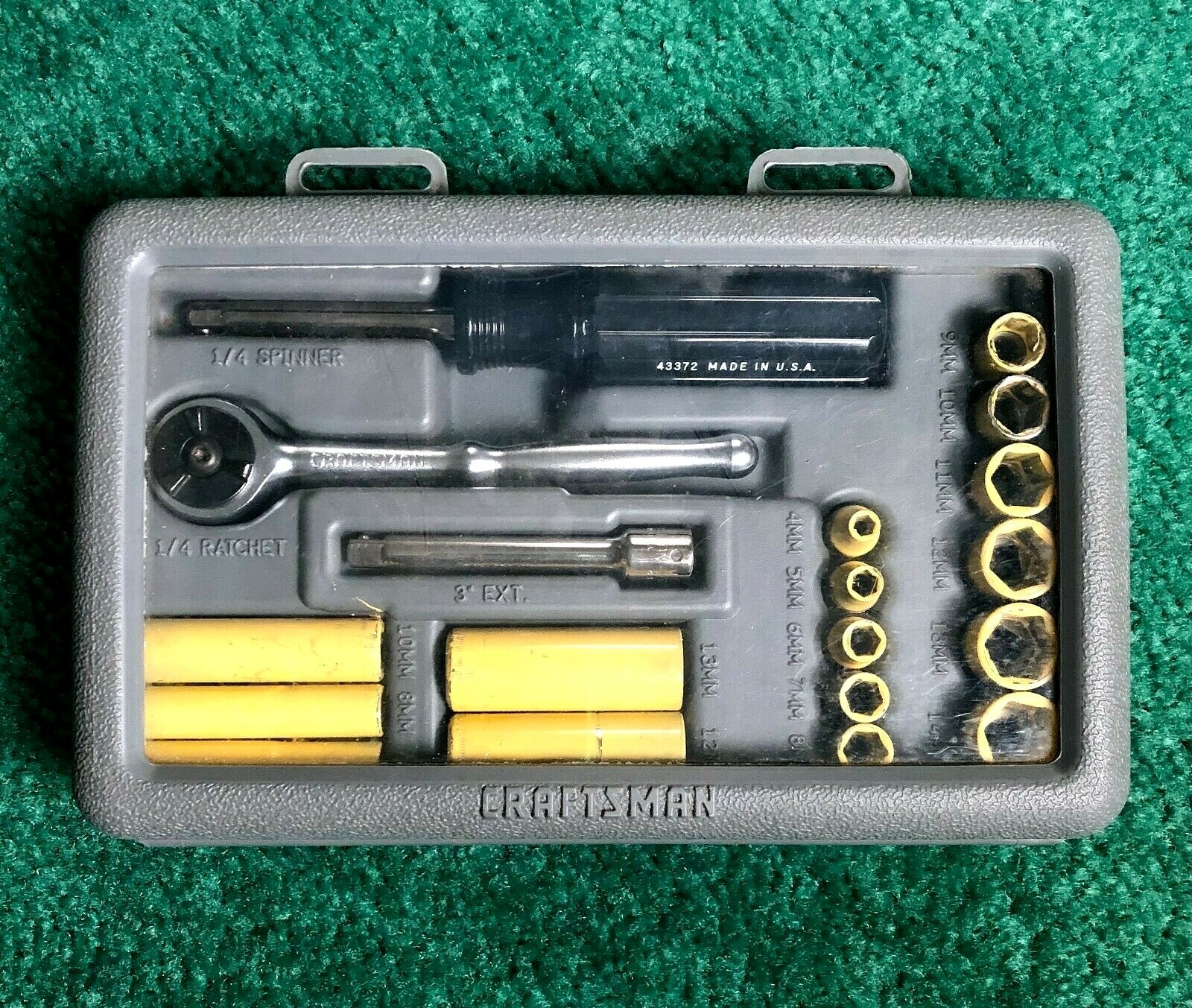 VINTAGE CRAFTSMAN 19 PIECE 1/4" DRIVE 6POINT METRIC SOCKET SET W/CASE