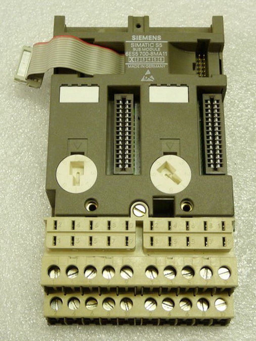 Siemens 6ES5700-8MA11 Busmodul