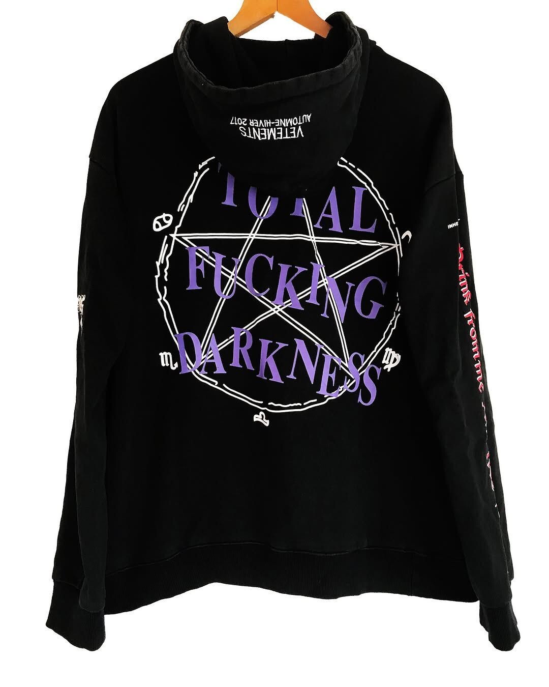 VETEMENTS 17AW TFD ZIP UP Hoodie 最終値下げ Vetements 2017 Vetements TFD Total Fucking Darkness Zip Up