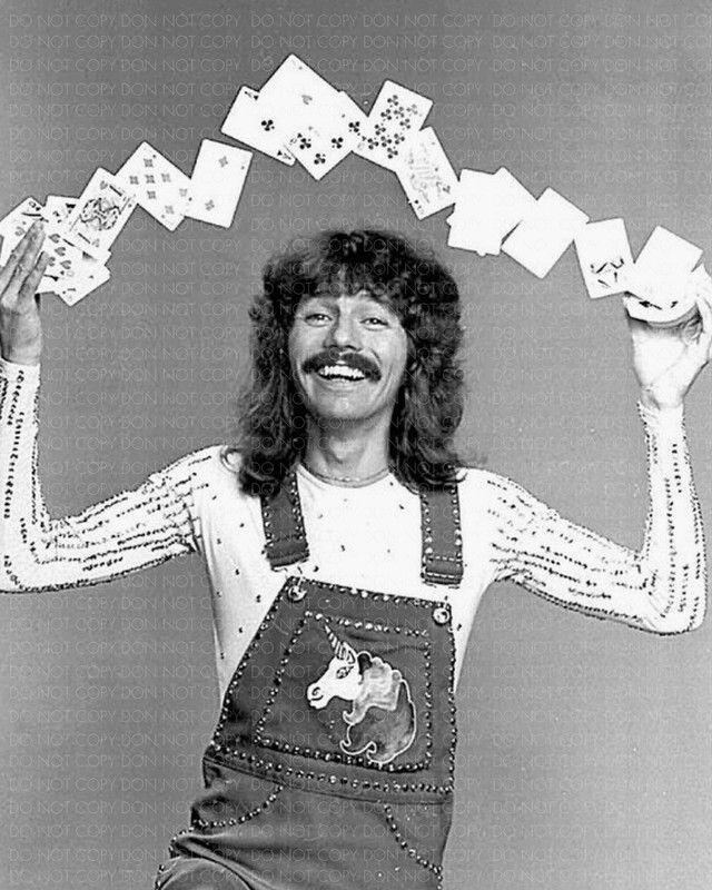 DOUG HENNING IN THE MAGIC SHOW ON BROADWAY 8x10 PUBLICITY PHOTO / Magician Photo