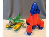 green toys rocket ship
