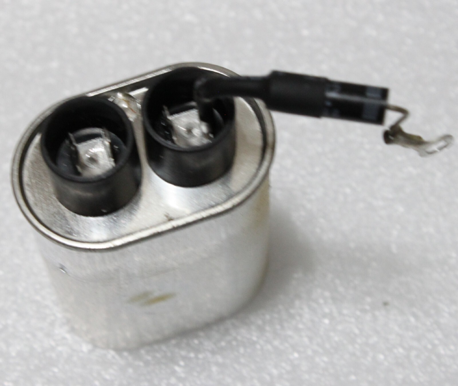 FRIGIDAIRE FFMV1645TS MICROWAVE OVEN "CAPACITOR" BiCai CH85.21090.2100V.AC
