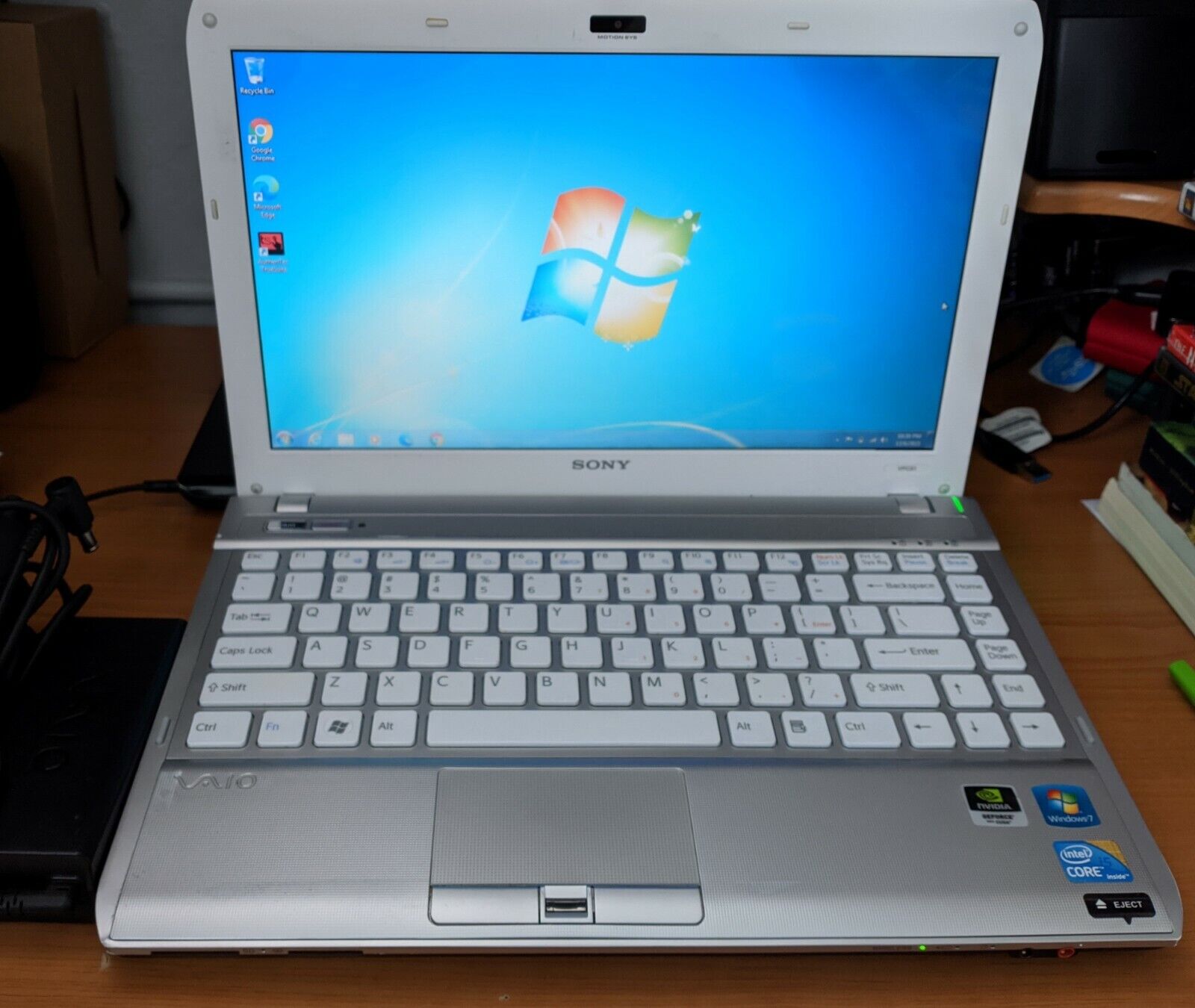 Sony Vaio VPCS13SGX Core i5 2.67 GHz 8 GB RAM NVIDIA GEFORCE Sony Vaio VPCS13SGX Core i5 2.67 GHz 8 GB RAM NVIDIA GEFORCE