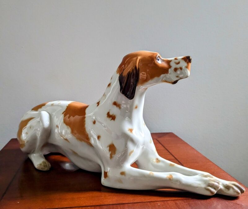 Vintage USSR Russian Porcelain Lomonosov English Pointer Dog Figurine, 29cm long