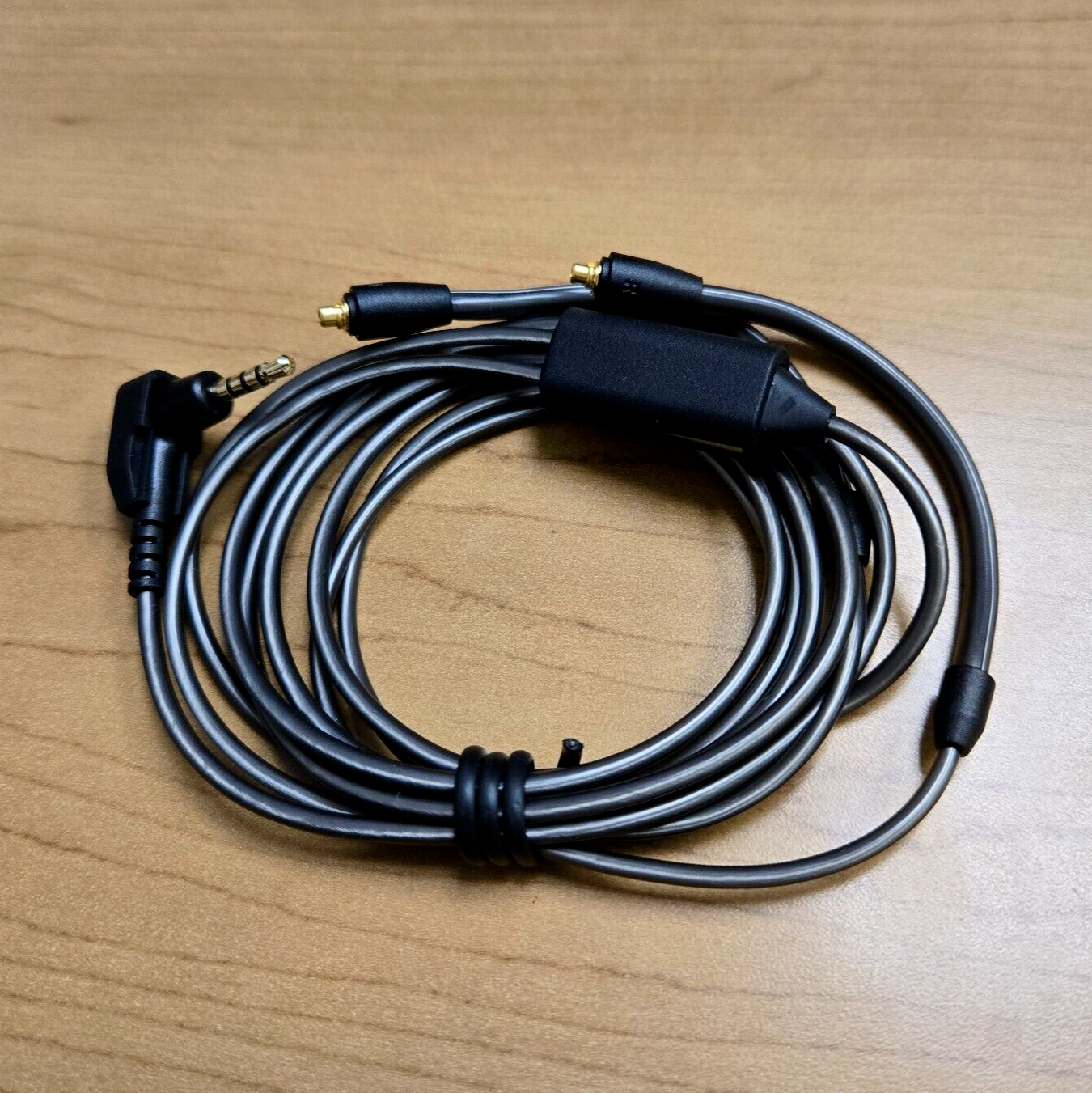 Sennheiser IE 900 Genuine cable with 2.5 mm Plug, fits IE 300 600