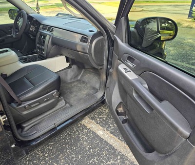 image 3 of interior