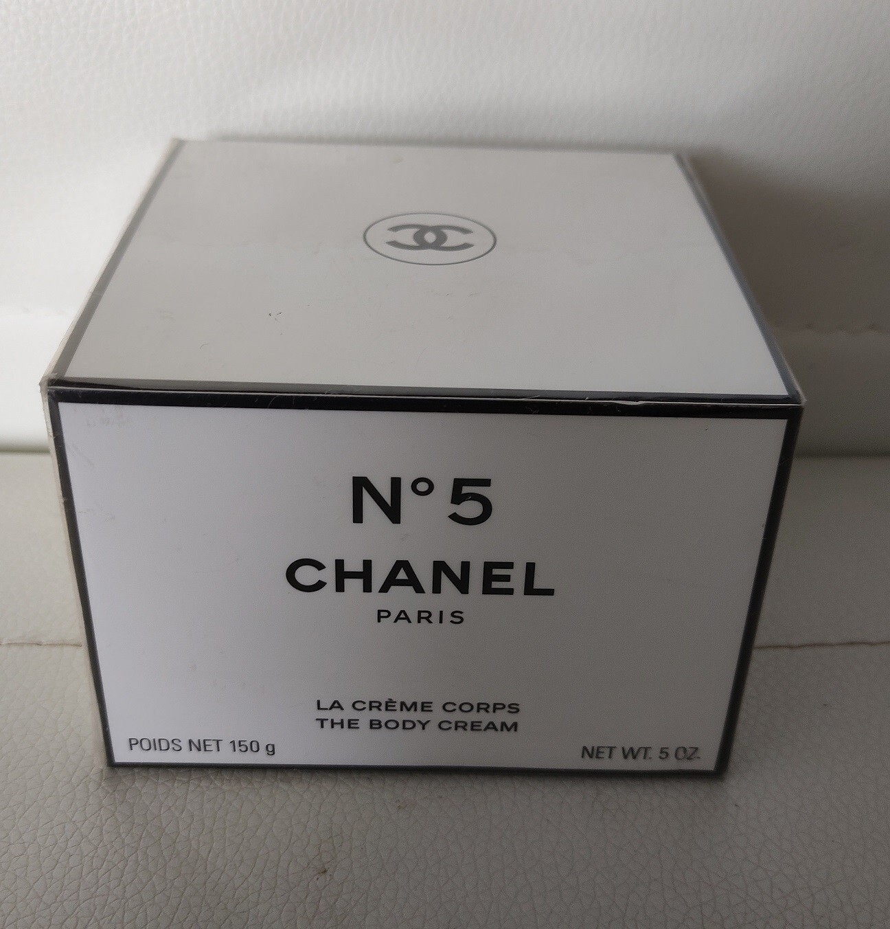 CHANEL N°5 LA CRÈME CORPS 150g Amazon.com : CHANEL Chanel N°5 No. 5 The Body Cream, 5.3 oz