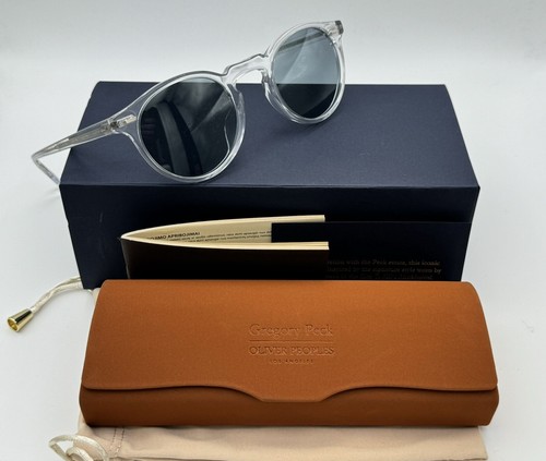 Pre-owned Oliver Peoples Ov5217s 1101r8 Gregory Peck Sun Crystal Frame / Indi Photochromic In Blue Photochromic