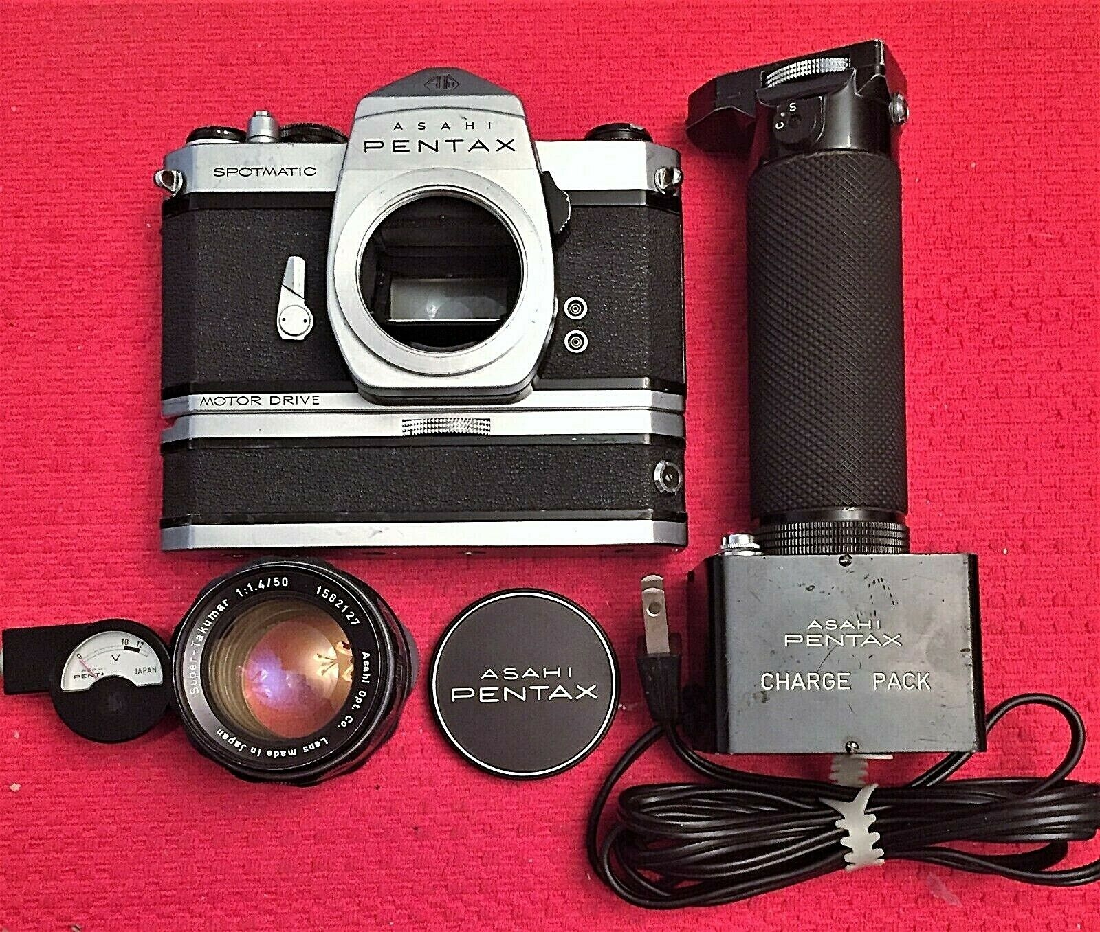 RARE PENTAX MOTOR DRIVE UNIT w/SPOTMATIC MD BODY & F/1.4 RARE PENTAX MOTOR DRIVE UNIT w/SPOTMATIC MD BODY & F/1.4
