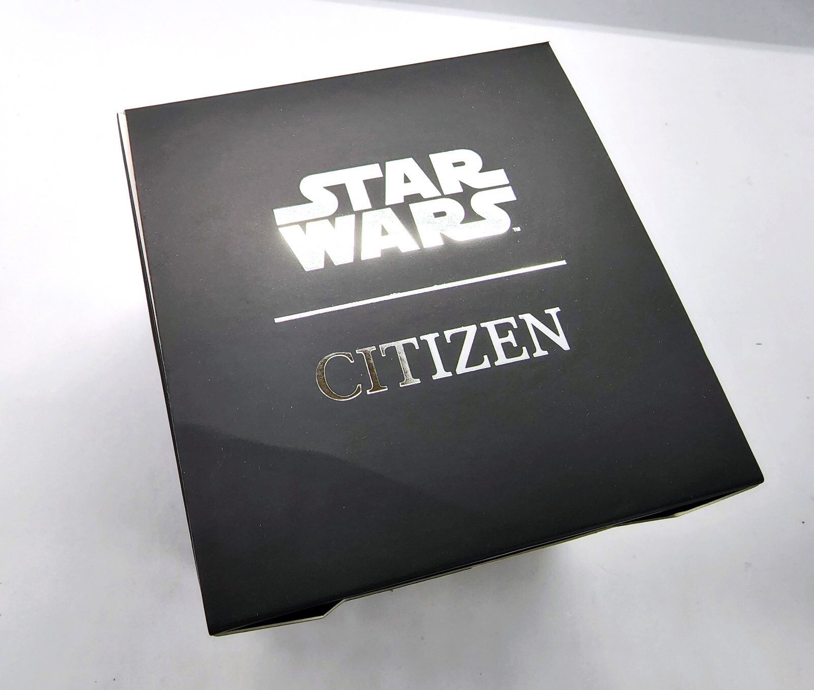 Pre-owned Citizen Jg2131-51h Rebel Pilot Star Wars Analog Digital White Dial Watch