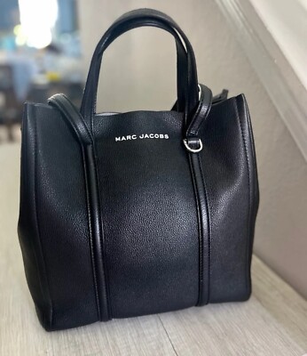 MARC JACOBS THE TAG TOTE  31 Excellent used condition