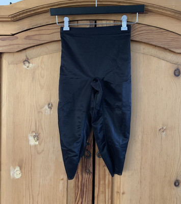 SKIMS BARELY THERE CROPPED LEGGING ONYX  XS