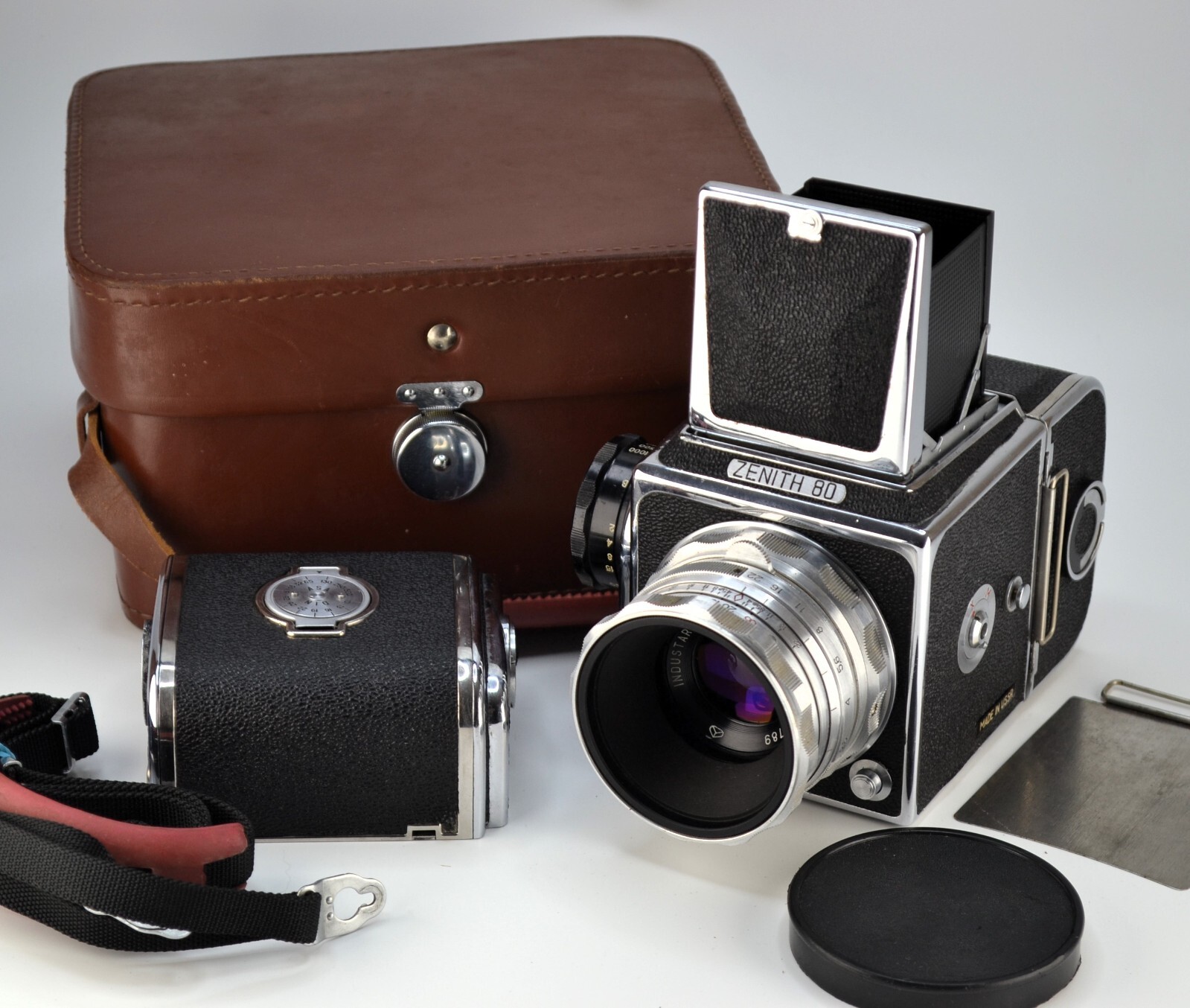 Zenith 80 80mm f/2.8 中判フィルムカメラ フィルムマガジン Zenith 80 80mm f/2.8 中判フィルムカメラ フィルムマガジン