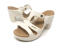 crocs cyprus v heel size 6