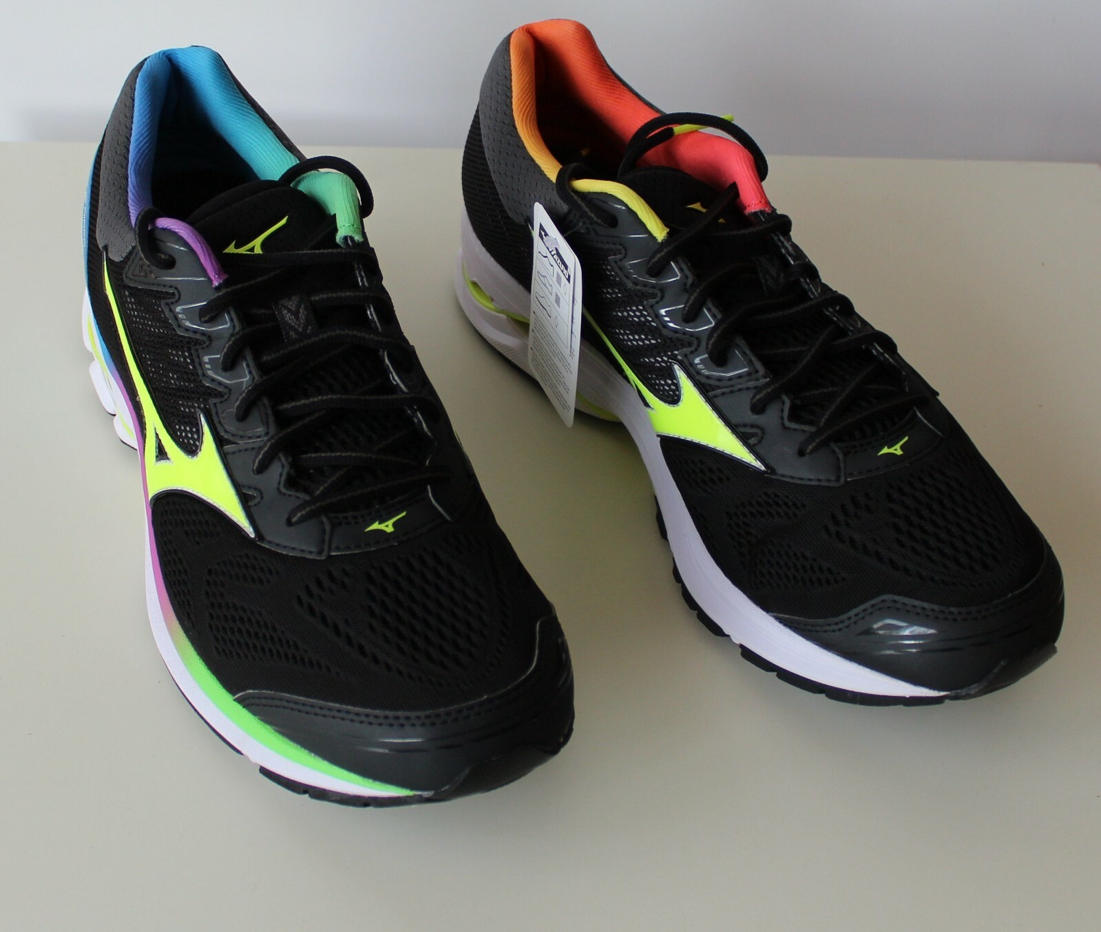 Damen Laufschuh Mizuno Wave Ultima /Hayate /Rider