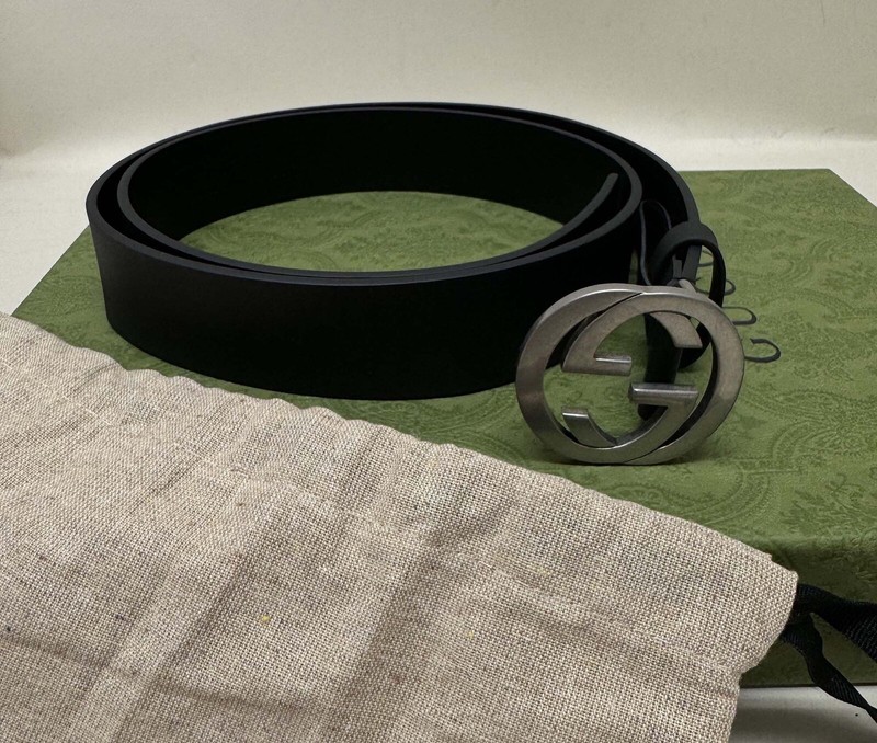 時計 Gucci G belt men GG Marmont reversible belt in grey and black Supreme | GUCCI® US