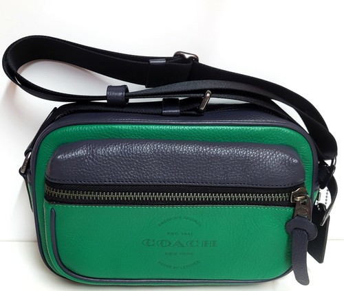 COACH】Terrain Pouch | fpac.com.br