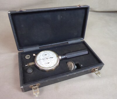 COMPTEUR AUTOMATIQUE DE TOURS A SECONDES. Ancien.