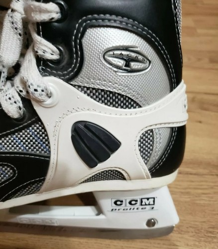 Mens CCM Prolite 3 Tacks Performance Ice Hockey Skates Size 5 Black White