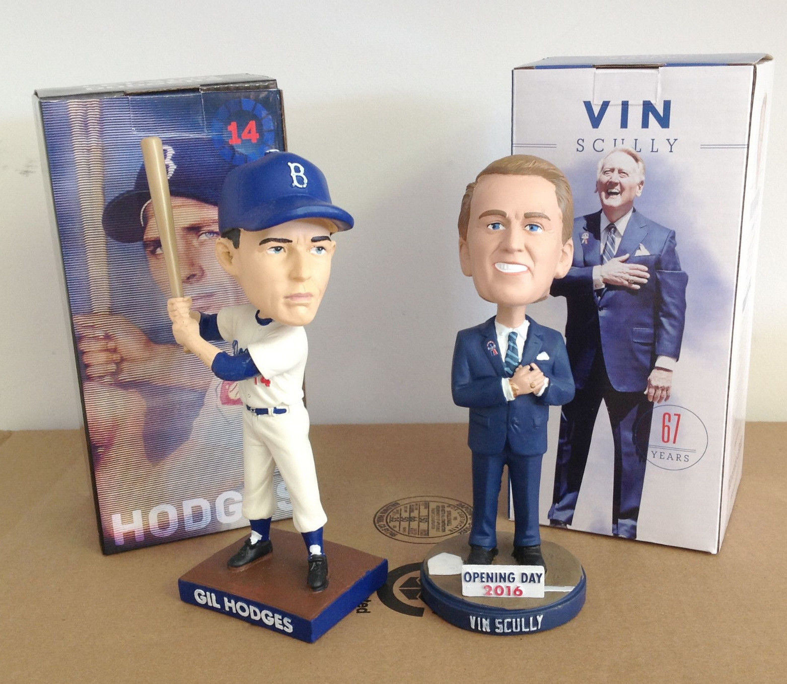 Dodgers Vin Scully ボブルヘッド Vin Scully 2016 + Gil Hodges 2017 Brooklyn Dodgers Stadium