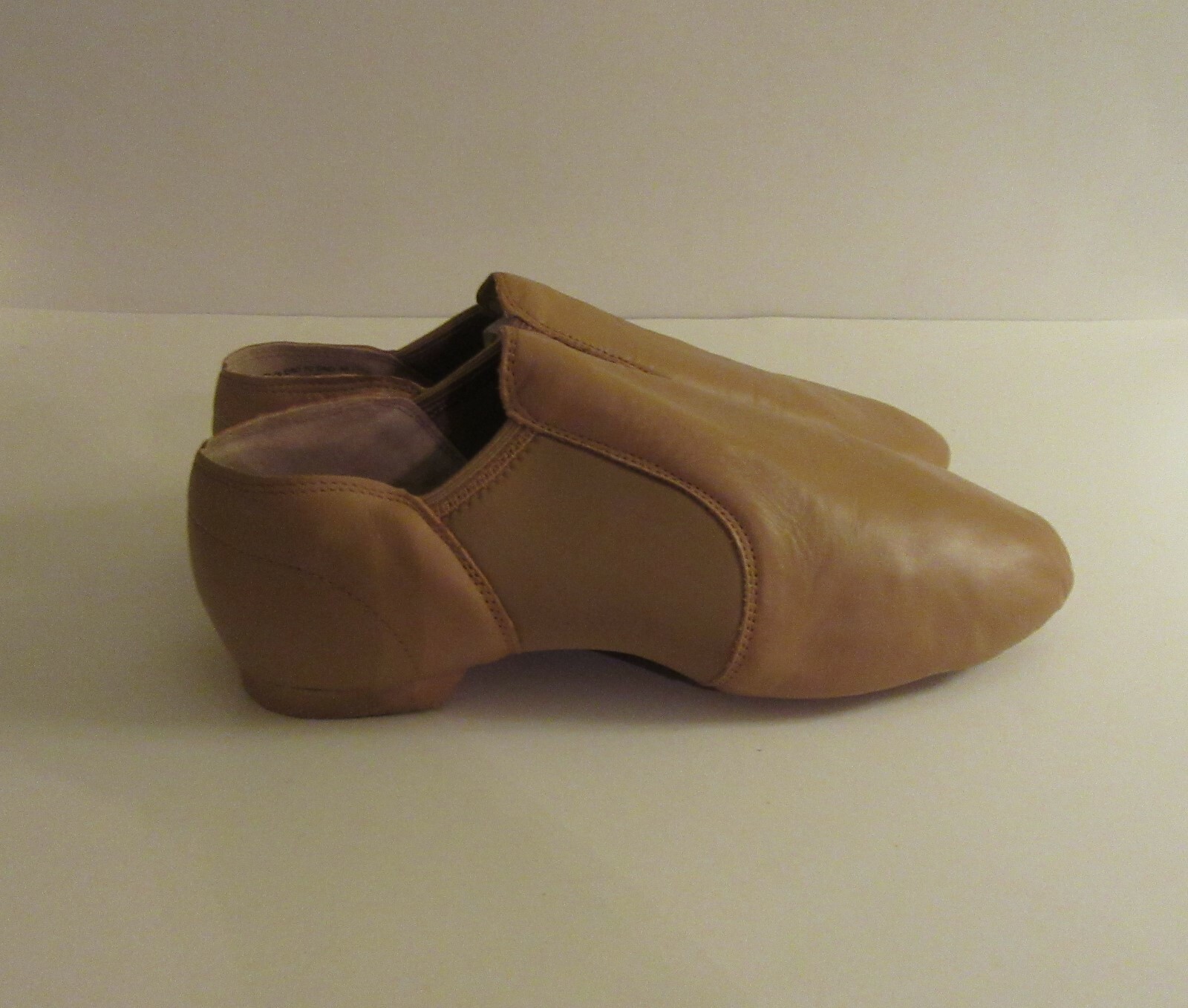 Women's BALERA DANCEWEAR Slip-on Jazz Shoes Caramel Size 10AM-New