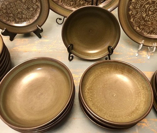 27 Piece Franciscan Madeira Earthenware Green Brown Stoneware China