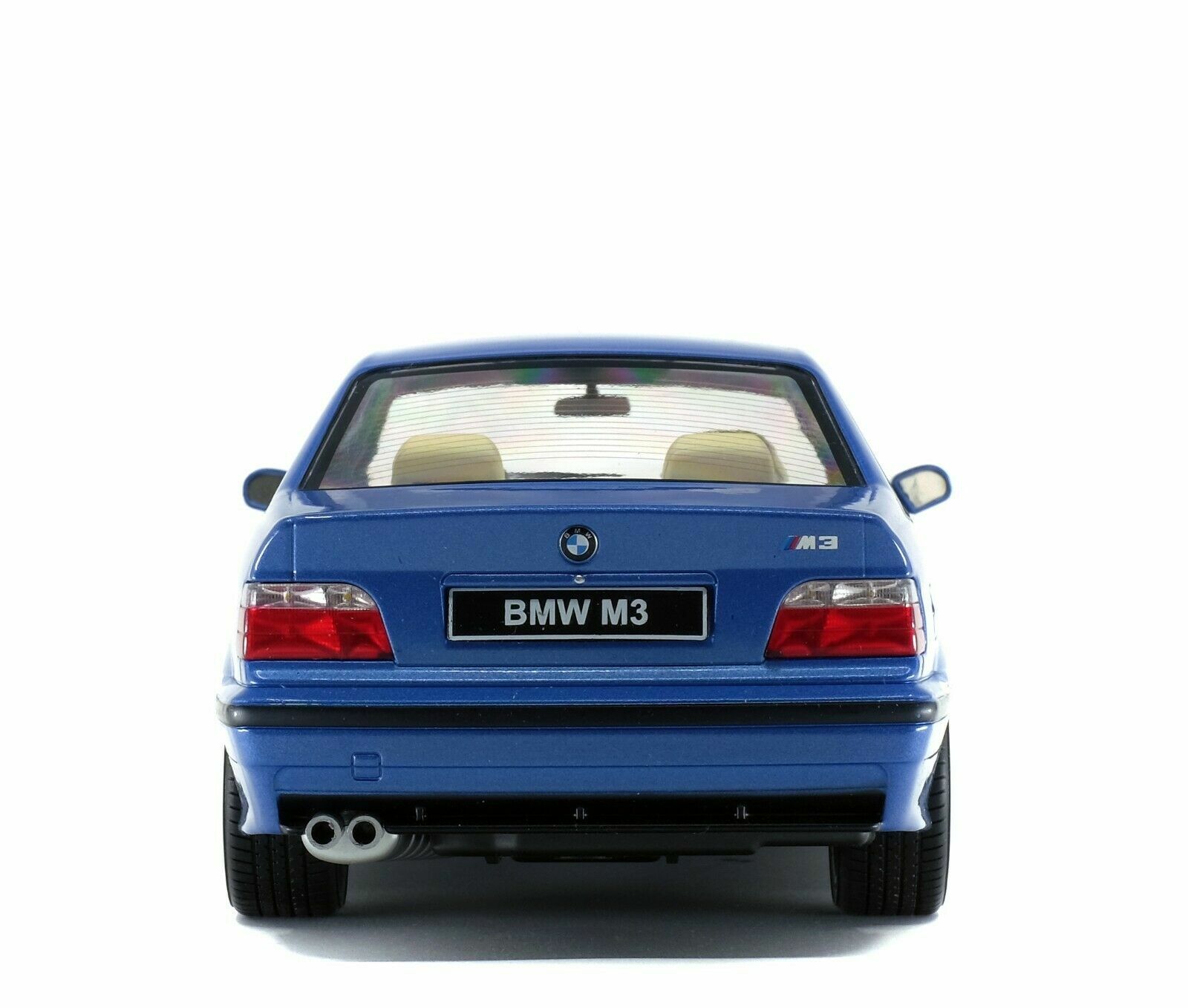 BMW M3 Coupe 1/18 ダイキャスト BMW M3 Coupe 1/18 ダイキャスト