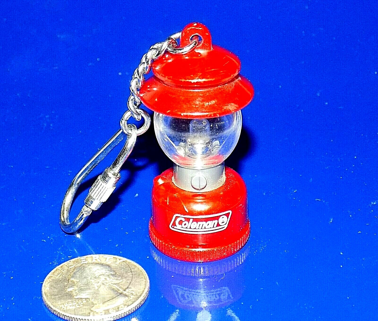 Miniature Red Coleman Lantern KeychainのeBay公認海外通販｜セカイモン