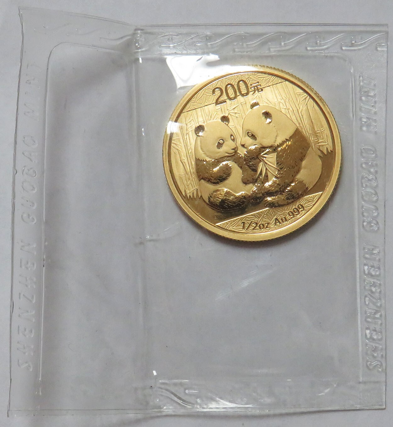 外貨　2キロ　まとめ売り 2009 GOLD CHINA PANDA 200 YUAN 1/2 OZ SEALED COIN MINT STATE