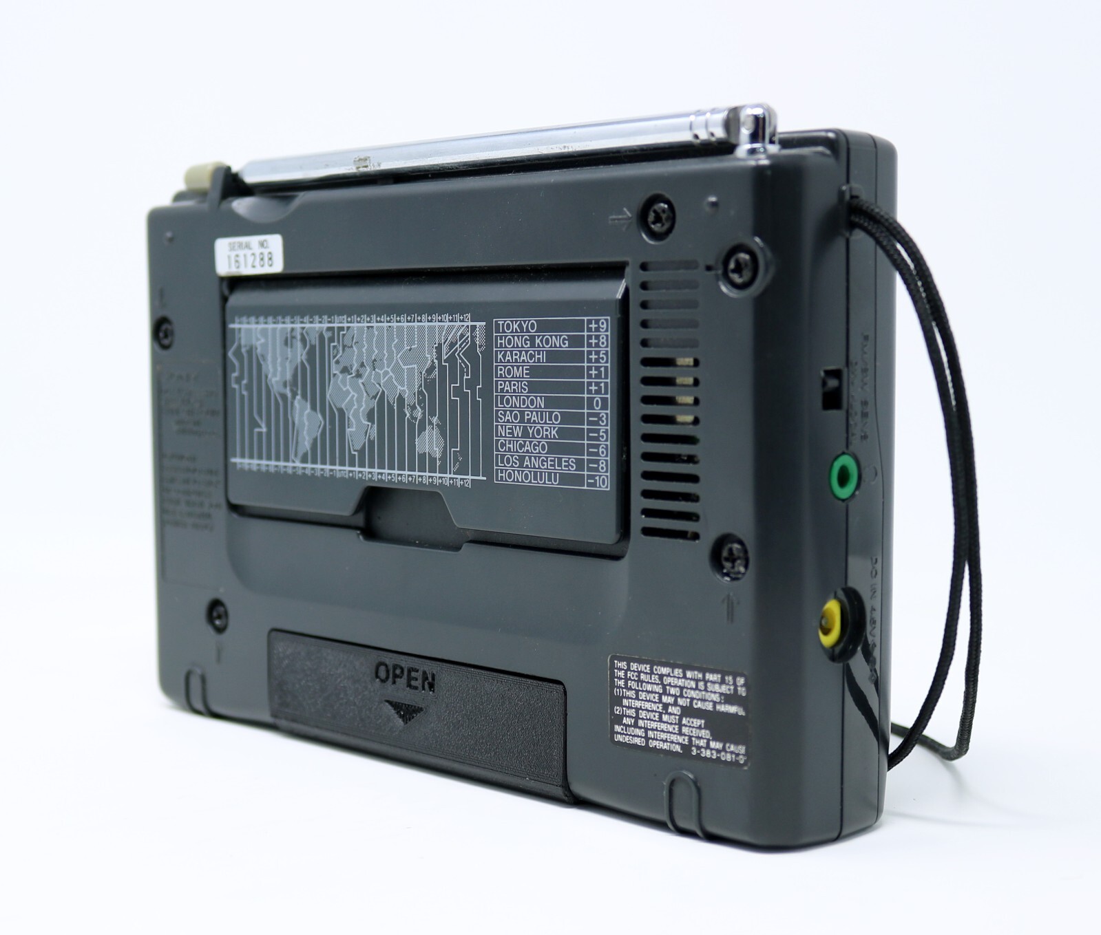 SONY　ラジオ　ICF-SW33　動作品 Sony ICF-SW33 World Radio Receiver with World Time S.No