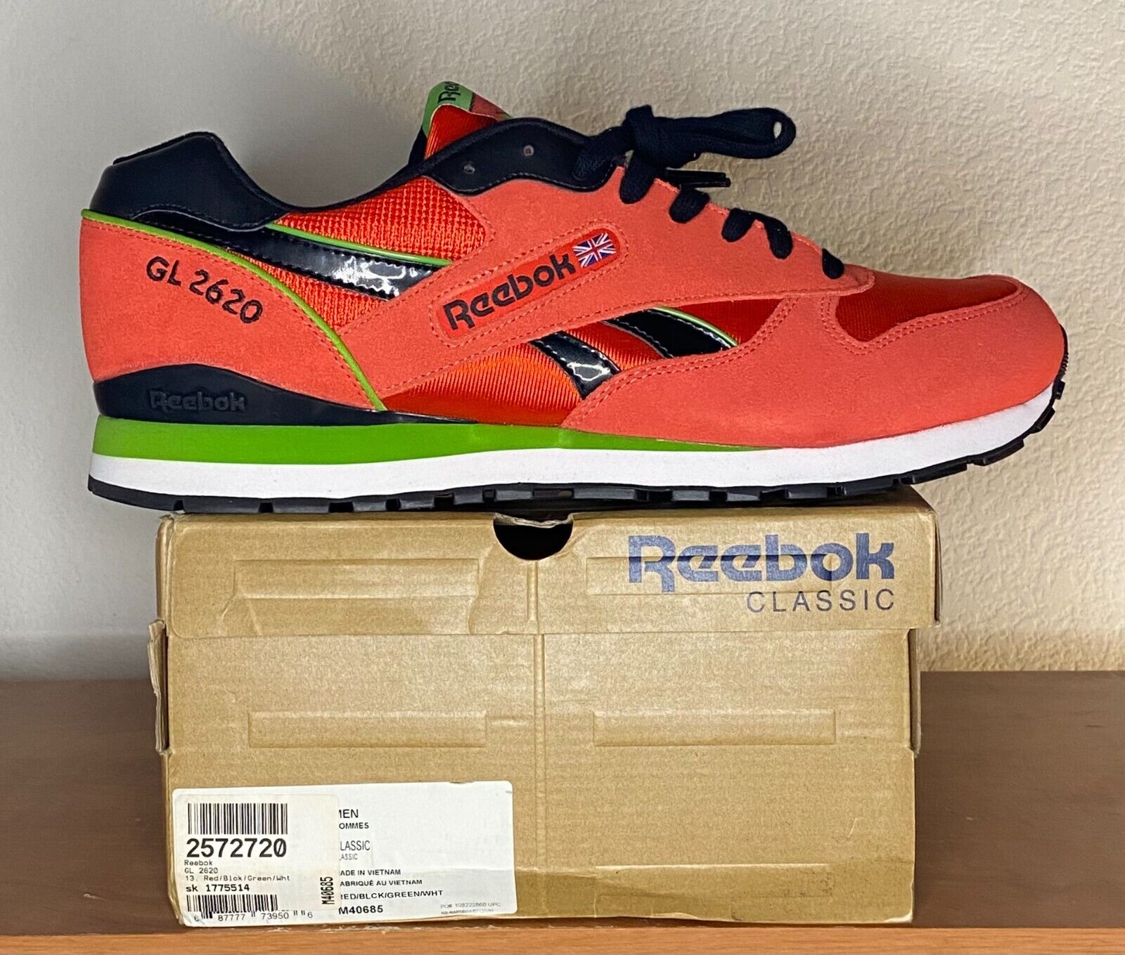 Men s size 13 Reebok GL 2620 Red Black Green eBay