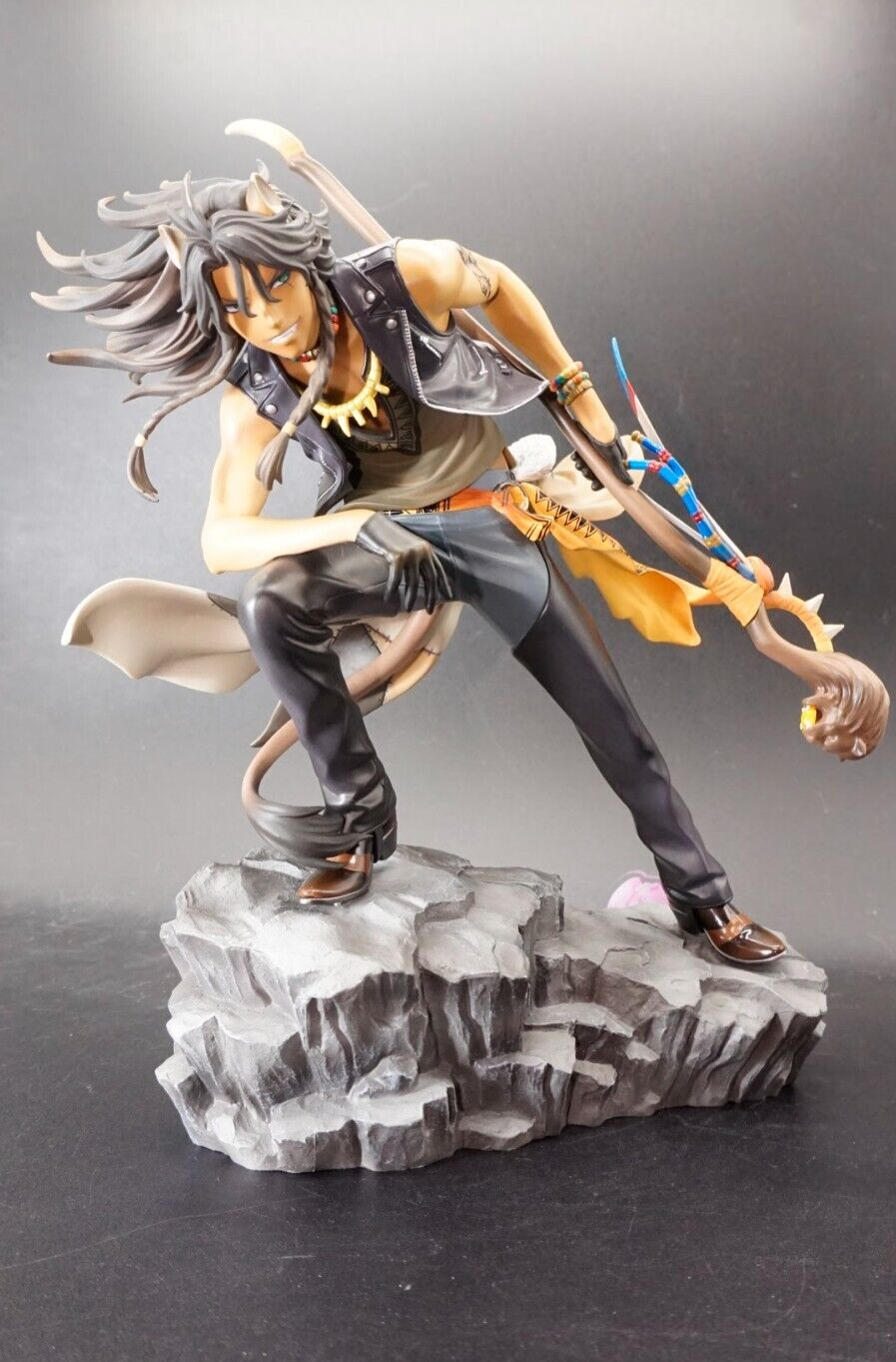 ポケモンセンターオリジナル フィギュア ダンデ ＆ リザードン