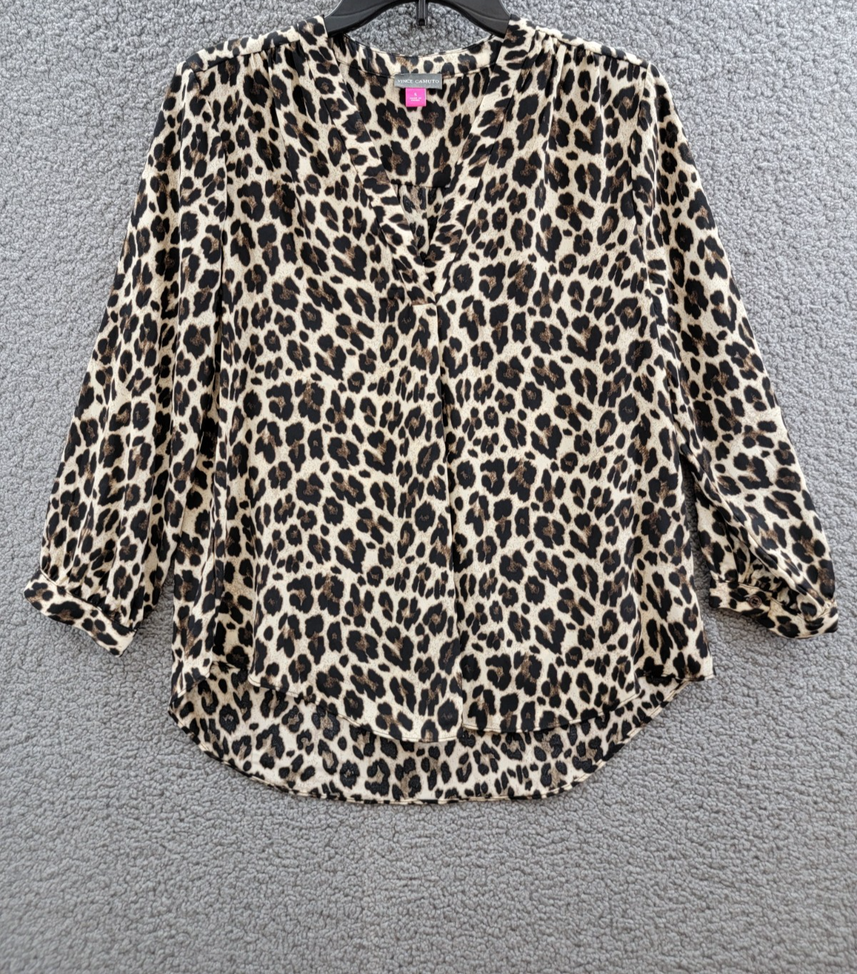 Vince Camuto Leopard Print V-Neck Top Women's S Rich Black Multi 3/4 Sleeve - Picture 2 of 16