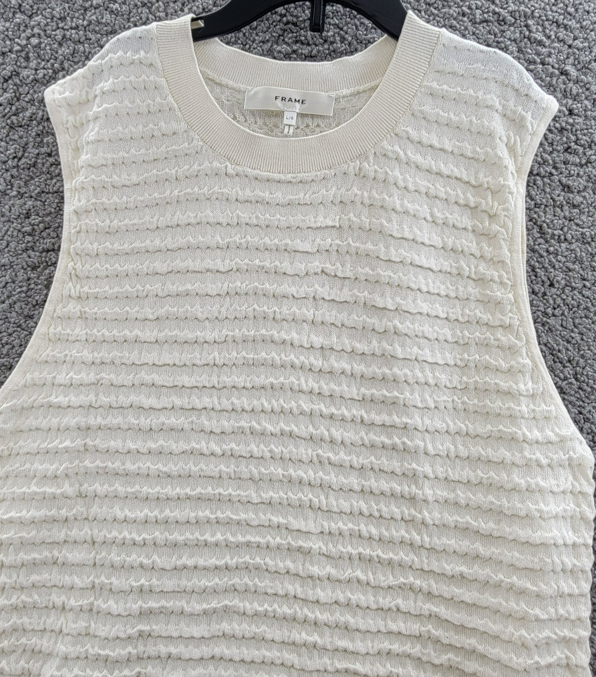 FRAME Smocked Silk Blend Sleeveless Top Women's L White Knit Crewneck Pullover - Picture 3 of 16