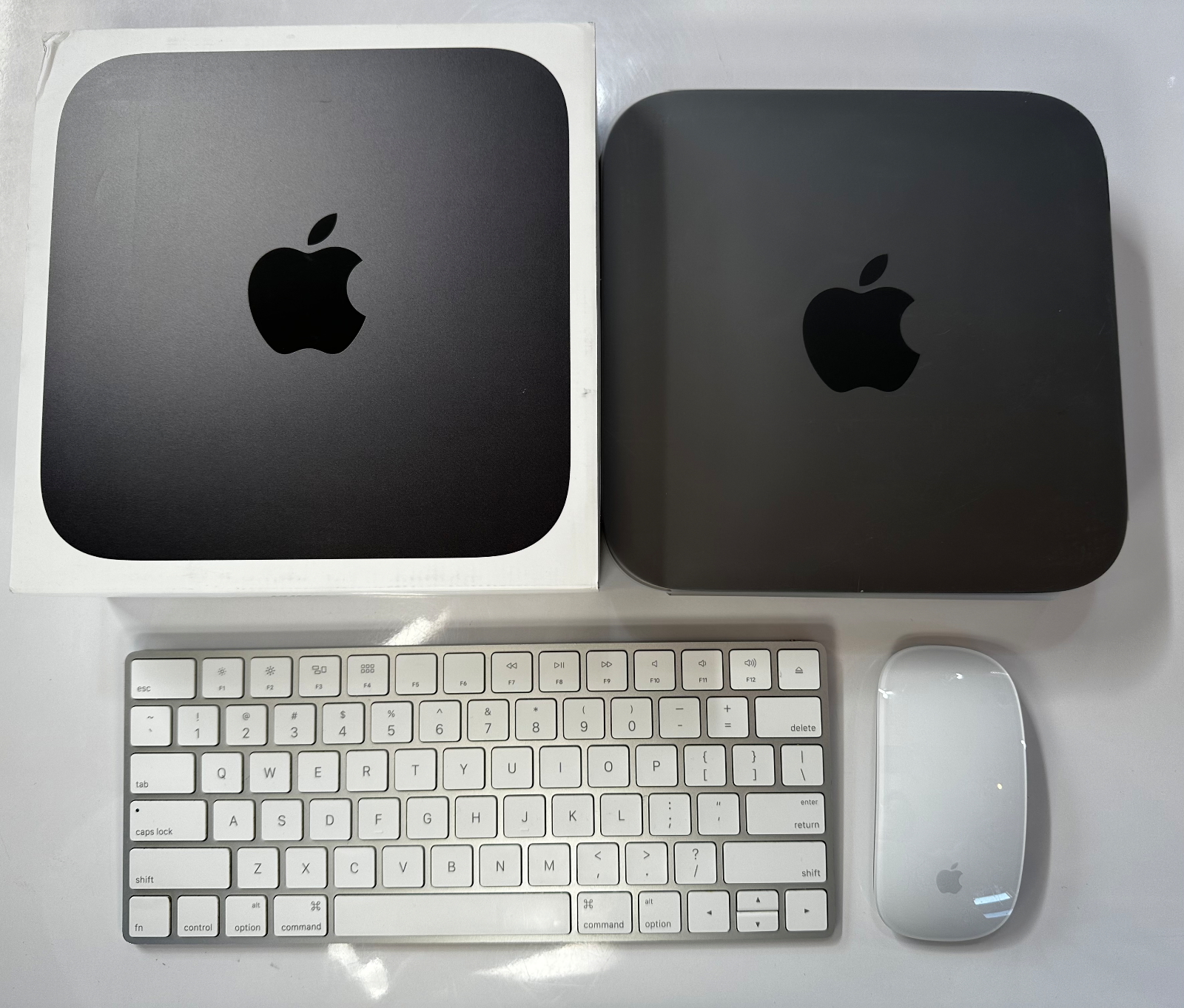 Apple Mac Mini 2018 3.2GHz i7 128GB SSD 8GB A1993 MRTR2LL/A Keyboard & Mouse Apple Mac Mini 2018 3.2GHz i7 128GB SSD 8GB A1993 MRTR2LL/A Keyboard & Mouse