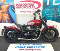 TRIUMPH BOBBER 1200 "GOLD LINE", 2022(22), 1 OWNER, 9,887 MILES, STUNNING, £9495