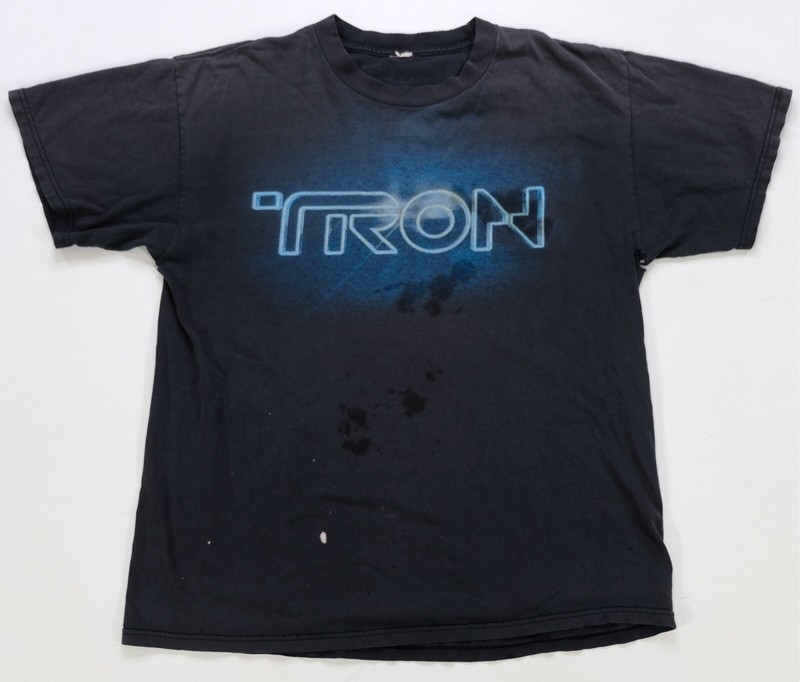 2010 TRON LEAGCY ムービー Tシャツ Amazon.com: Disney TRON: Legacy Official 2010 Movie Logo