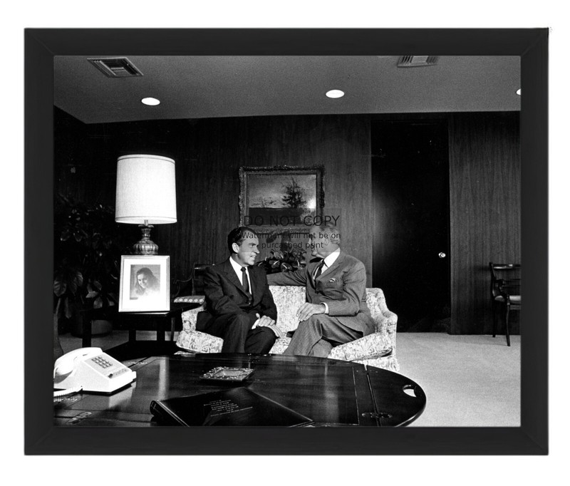 PRESIDENT RICHARD NIXON CHATTING WITH LYNDON JOHNSON IN OFFICE 8X10