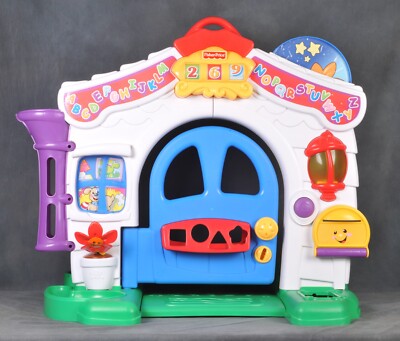VTG 2004 Fisher-Price Laugh & Learn Learning Home: Two Interactive Play Modes