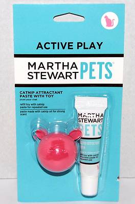 Catnip  TOY Martha Stewart Pets Active Play Attractant Paste With Toy Pink