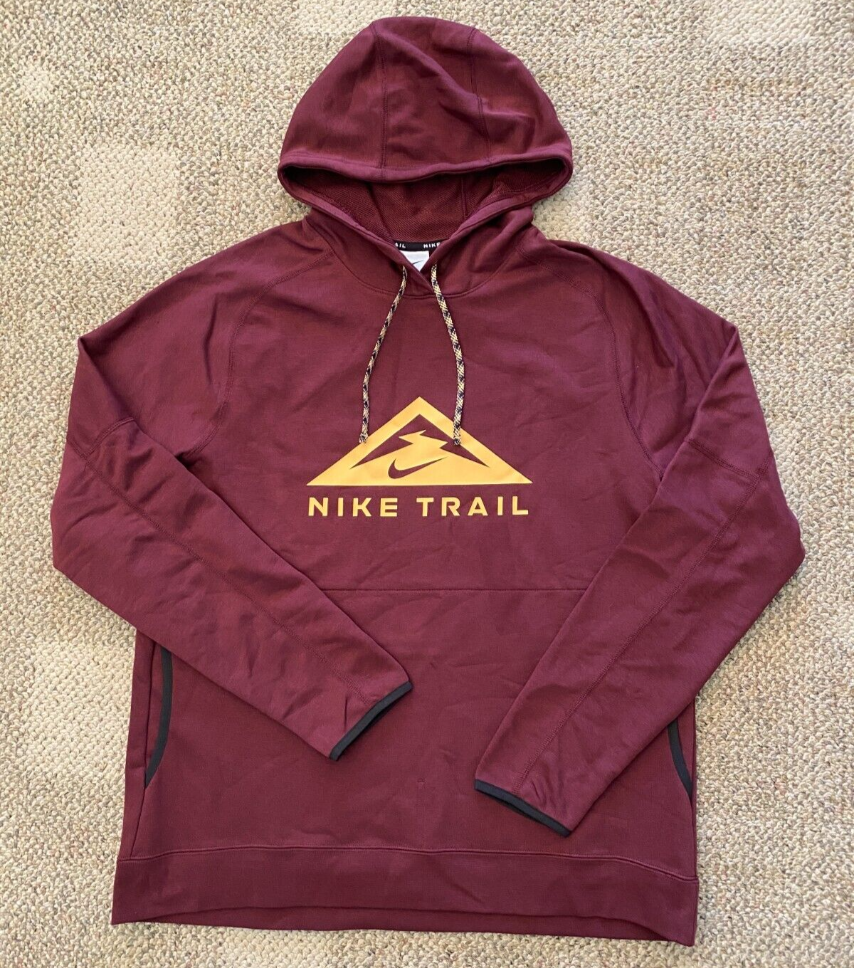 nike trail running sweatshirt