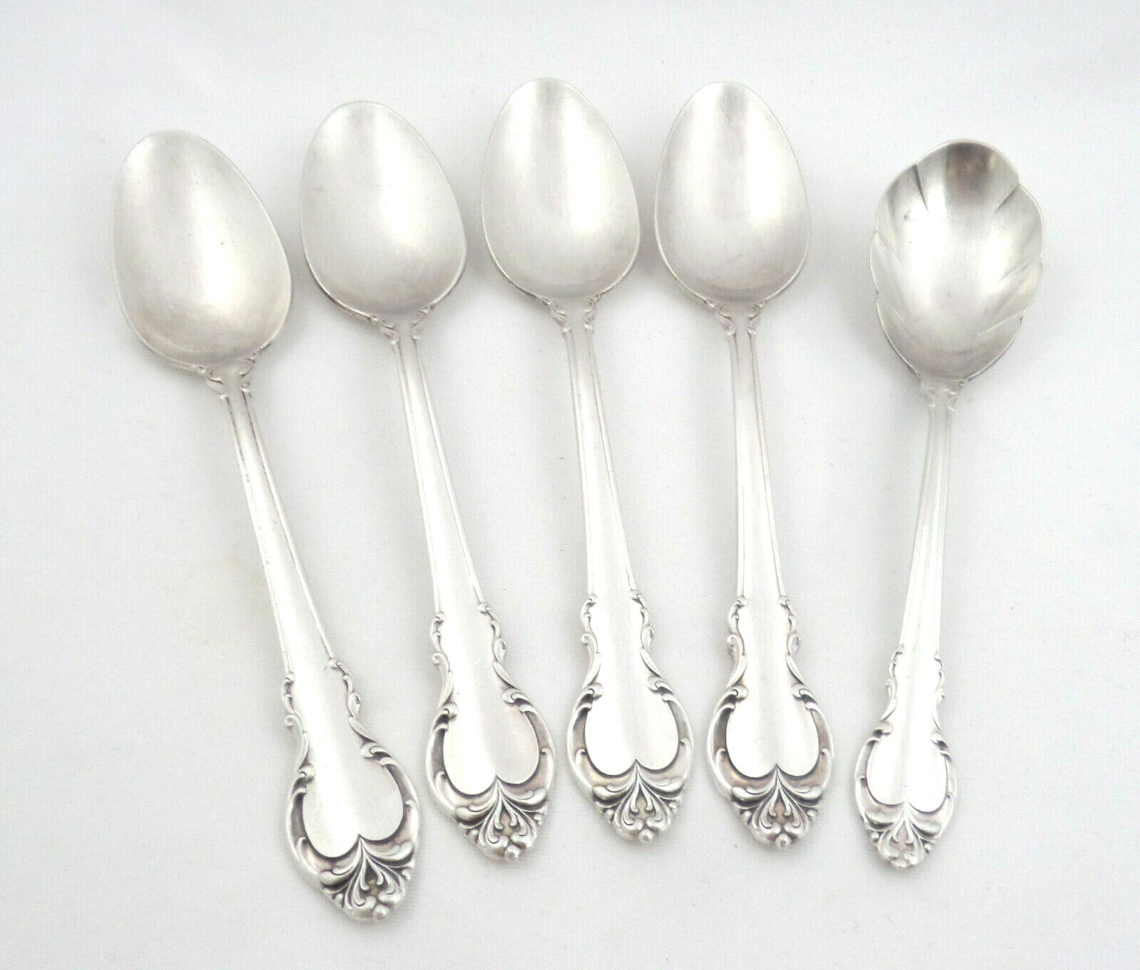 Holmes & Edwards Inlay - Silver Fashion - 4 Tea Spoons 1