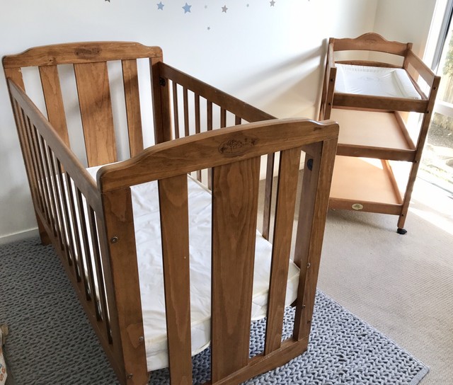 Baby Cot and Change Table incl Cot Mattress and Change Mat Cots