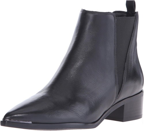 Pre-owned Marc Fisher Women's Yale Ankle Bootie In Black Leather 001