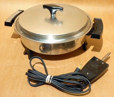 Vintage West Bend Electric Skillet Oil Core 11