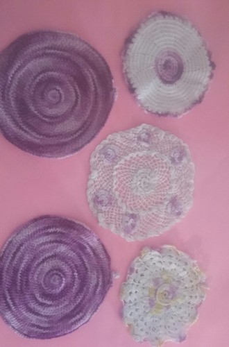4 Vintage Hand Crocheted Potholders. 1 small doily. Purple and white.