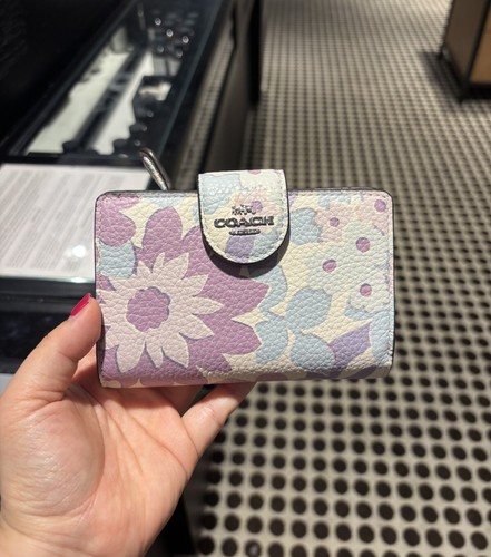 NWT Coach Medium Corner Zip Wallet With Floral Print Ivory/Purple