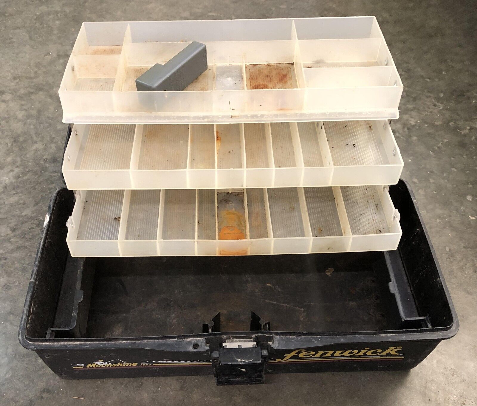 Fenwick Moonshine 1803 Tackle Box vintage fishing toolbox | eBay