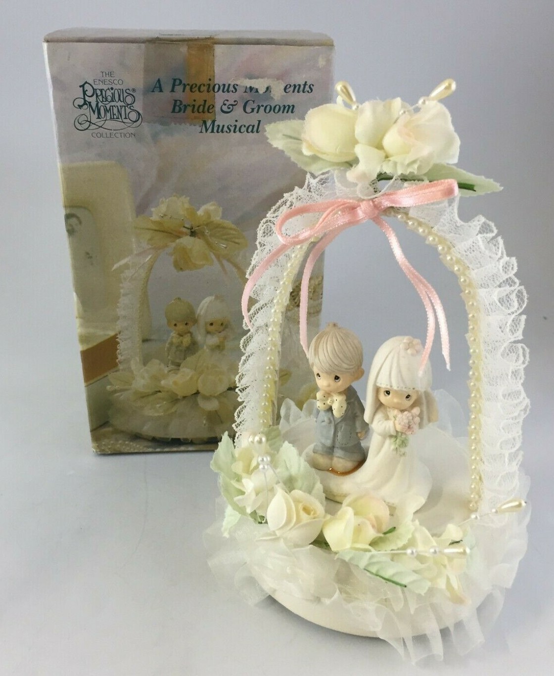 Precious Moment 434418 Bride and Groom Musical Music Box