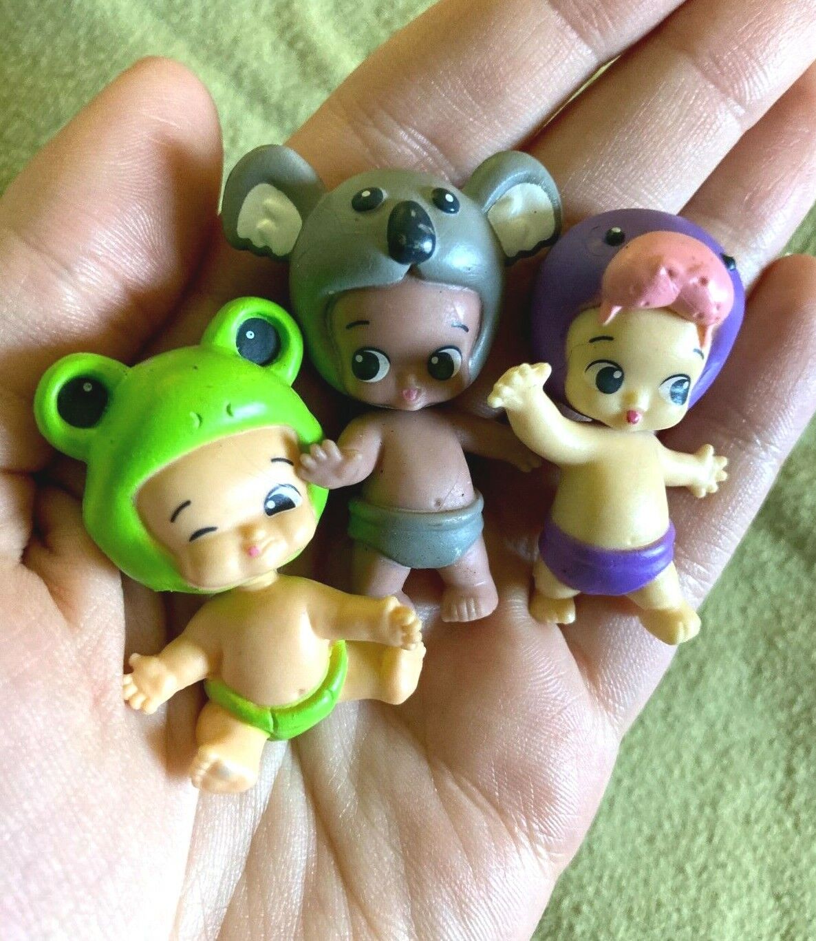 Lot Twozies Mini Baby Dolls Figures - As Is - Read Descripti